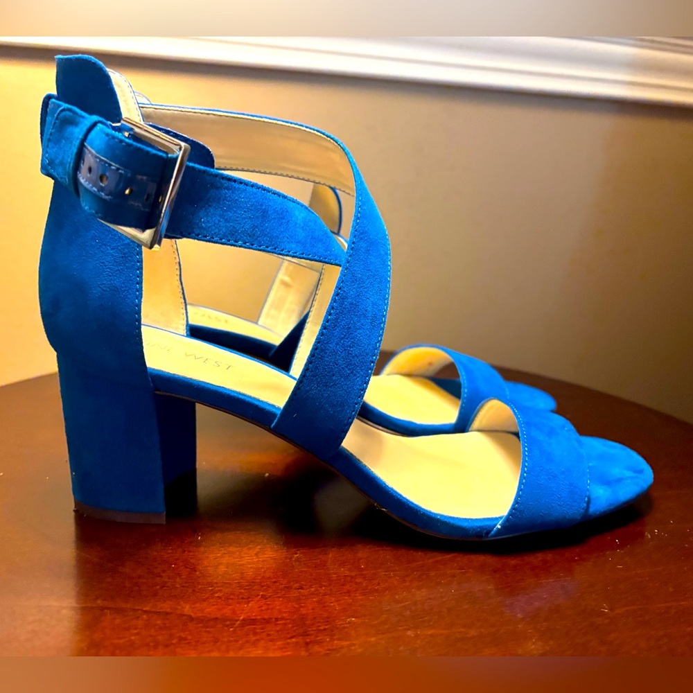 Nine West Tadeo Cobalt Royal Blue Open Toe Sandal Heels Pumps Women’s Size 9.5